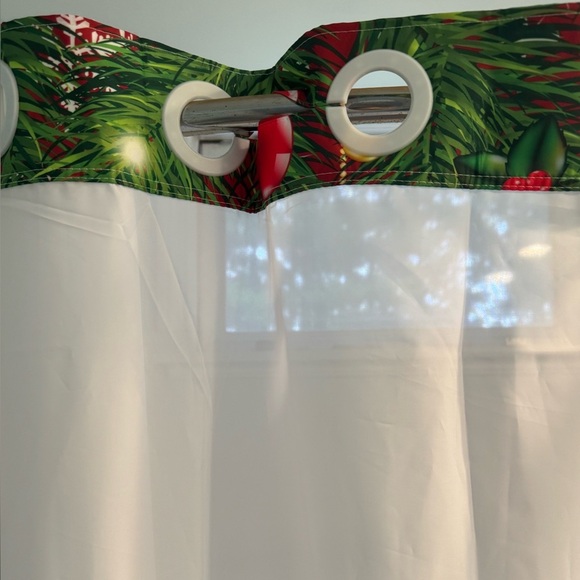 💥Hookless Festive Red Christmas Shower Curtain - Picture 3 of 4
